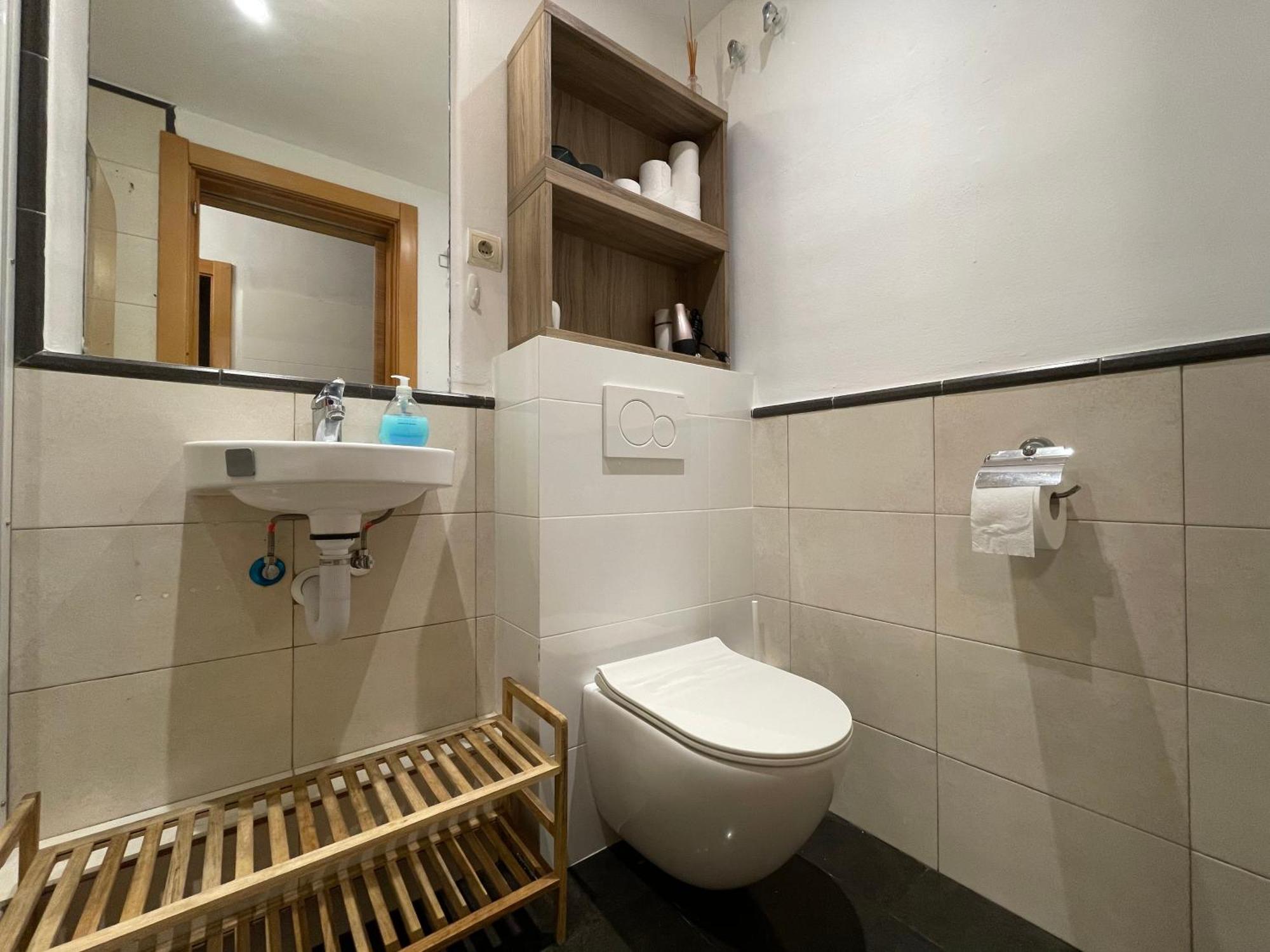 Апартаменты Apartamento Tranquilo Y Del Barrio Барселона Экстерьер фото